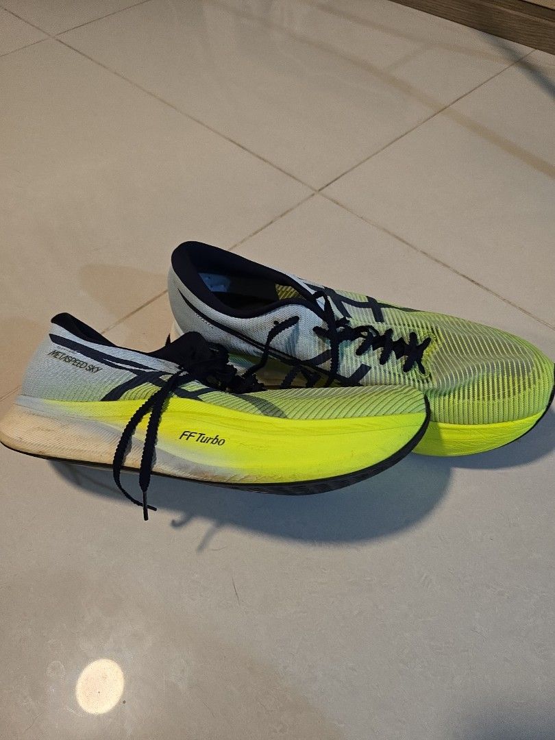 ASICS Metaspeed Sky+ (Category: Sneakers) located in Singapore. Submitted by mazarbul90 (Listing ID 1319995503, Image 2). Description: Selling my slightly used Metaspeed Sky+ (50km) as it does not fit me well..