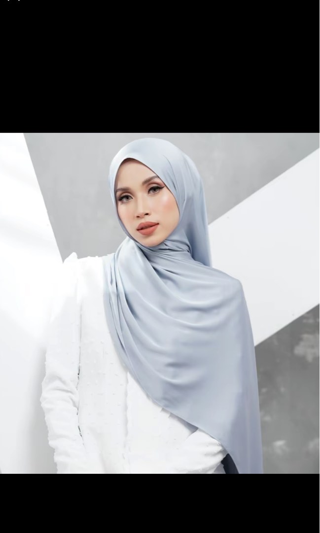 awadah shawl