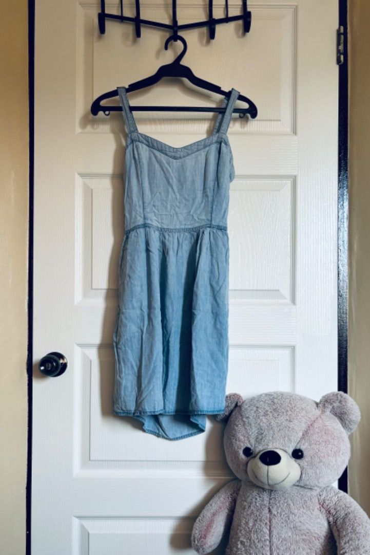 Bershka Denim Dress (Category: Dresses) located in Leyte. Submitted by MsCharie (Listing ID 1320055700, Image 1). Description: 📌 Personal Preloved Well-used but still in good condition.
