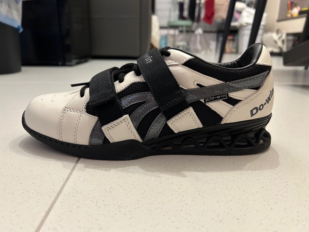Pendlay weightlifting shoes top