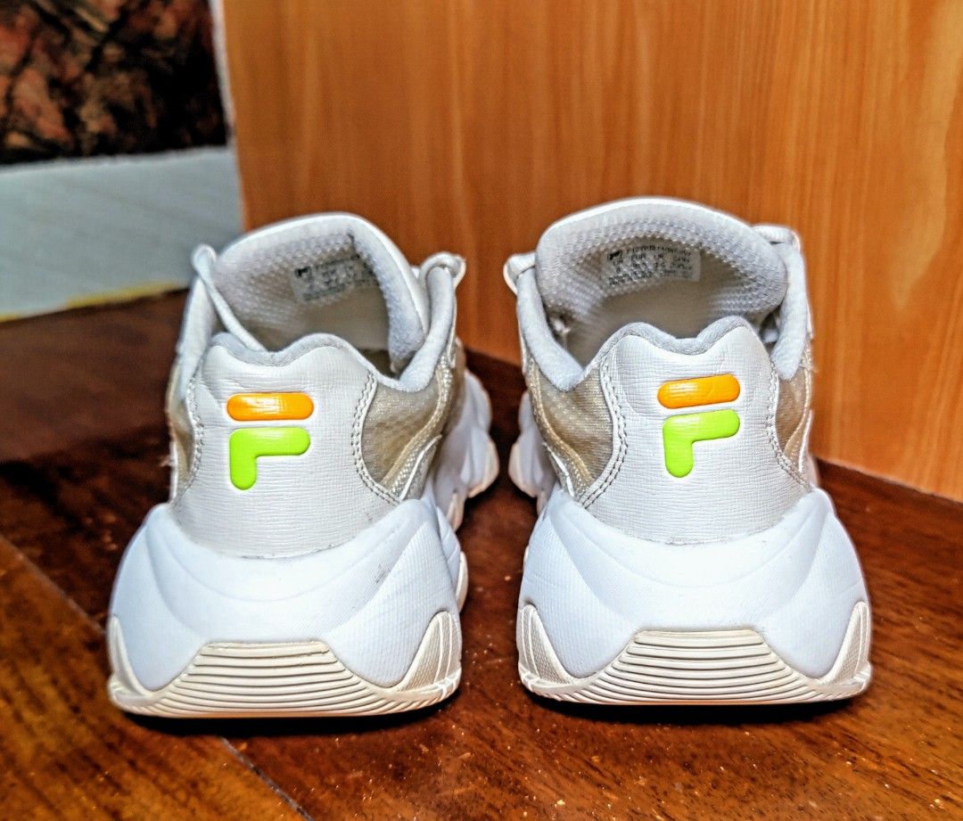 Fila sneakers size 3 clearance