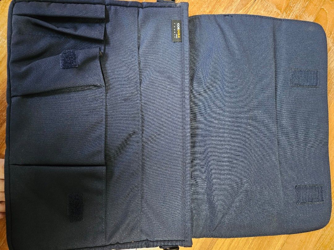 Folder for documents (Category: Everything Else) located in Singapore. Submitted by bakermama (Listing ID 1319937897, Image 2). Description: Both folders are unused. Have multi pockets to keep stationary, tablet, documents/files, personal belongings, etc 1) Blue file - $10 2) Red file - $ 3 Get both for $11 Able to meet between Serangoon and Punggol MRT stations. May consider Newtonand Orchard MRT stations at my convenience..