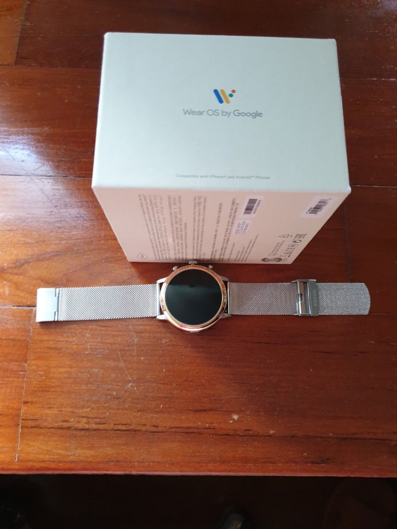 FOSSIL Smart watch touch screen
