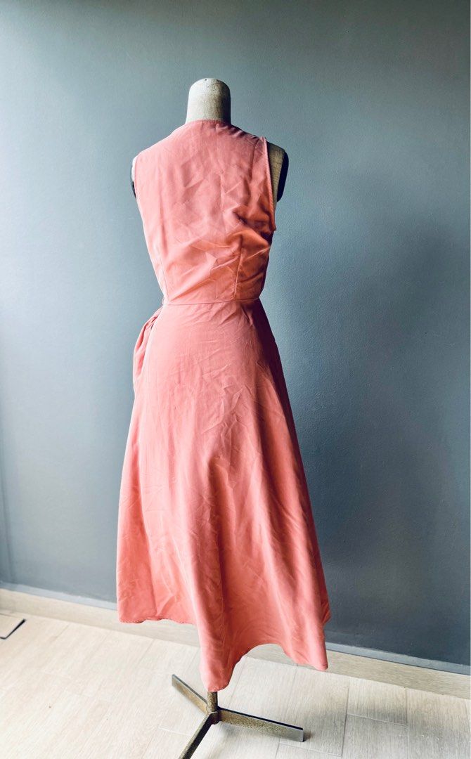 Free Delivery | Mango Orange Wrap Sleeveless Dress, Women's Fashion, Dresses  & Sets, Dresses on Carousell