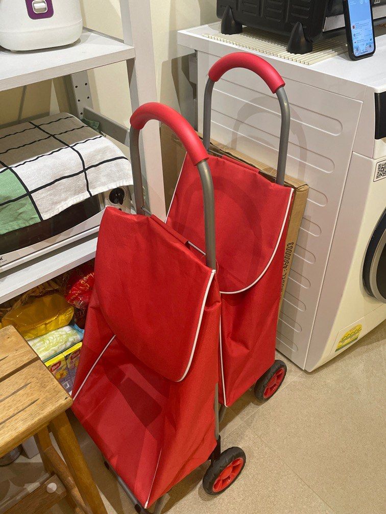 Grocery trolly bag with wheels