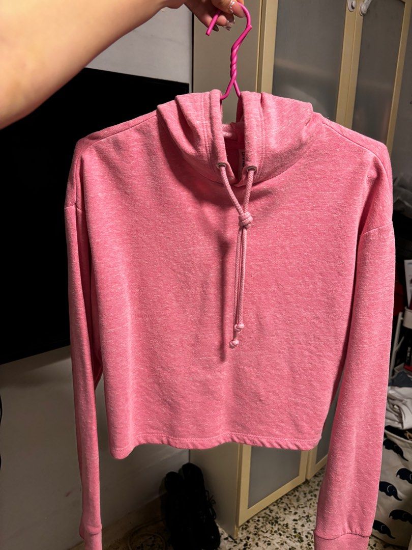 Divided cropped hoodie outlet