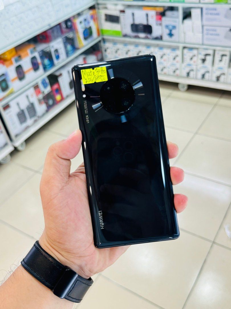 Huawei Mate 30 Pro 8/256GB Openline 99%smooth No issues (Category: Huawei) located in San Juan City. Submitted by saabangadgetshop (Listing ID 1319904518, Image 2). Description: Onhand | Pre-owned Huawei Mate 30 Pro 8/256GB OPENLINE NTC APPROVED NO HIDDEN ISSUES NO HISTORY OF REPAIR 99%Smooth TEST TO SAWA RESET ALL YOU WANT NOT REFURBISHED AUTHENTIC PHONE ALL WORKING 🆓Freebies ✅Adaptor w/cable Mode of Payment : ⬇️ ▪️Cash ▪️Bank Transfer ▪️Gcash 