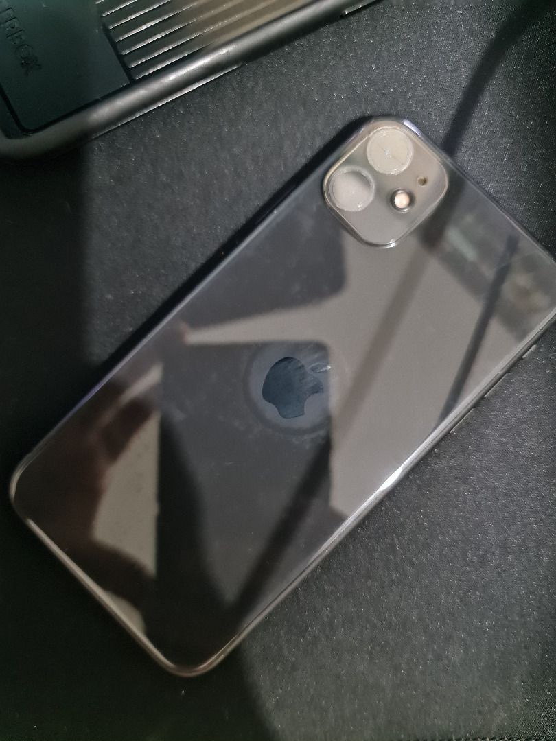 iPhone 11 (64GB, Black, open line, 77% battery) (Category: iPhone 11 Series) located in Quezon City. Submitted by malkthemerchant (Listing ID 1319976680, Image 1). Description: MORE DETAILS/PHOTOS TO FOLLOW PRICE IS FINAL, WILL NOT ENTERTAIN "LAST PRICE" MESSAGES - open-line unit (purchased from the UAE on retail) - 64 GB - no iCloud issues - tempered glass on screen since Day 1 (some chipping on the side, replaceable) - camera has glass (cracked