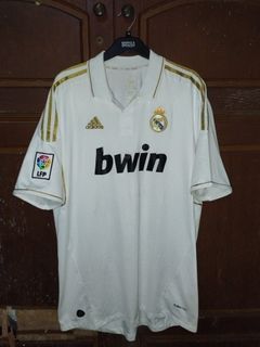 (Kategori: ) berada di . Dikirim oleh SihombingJersey (ID iklan 1320010262, Gambar 1). Deskripsi: .