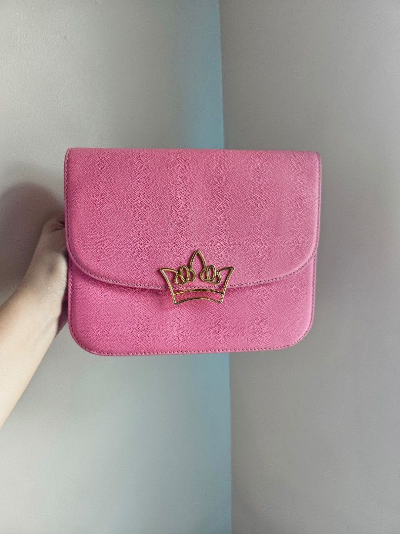 j.estina Sling Bag Pink (Category: Luxury Bags & Wallets) located in Iloilo. Submitted by floresse (Listing ID 1319947005, Image 2). Description: J.estina Sling Bag - Pink with care card issue - pants stain at the back (see photo) Price still negotiable, no to lowballer Payment first before sending of items I do accept Gcash/Paymaya/BDO payment Location: Iloilo City.