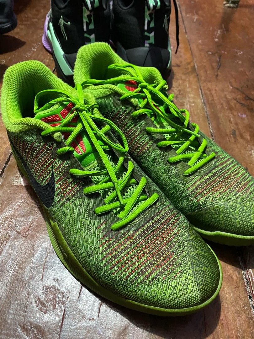 KOBE MAMBA RANGE GRINCH