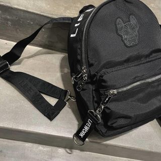 （分類：）位於 。 由 sasassssa 提交（商品編號 1320007113，圖片 1）。簡介： 。