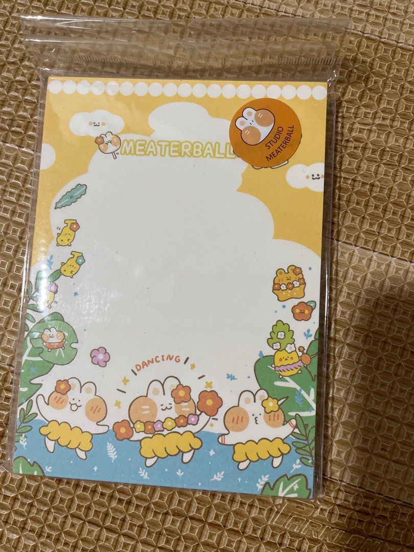 Notepad (Category: Stationery & School Supplies) located in Singapore. Submitted by meowmee_ (Listing ID 1320026177, Image 3). Description: each set comes with 50 sheets if you buy more than 3, i will give a random glitter highlighter..