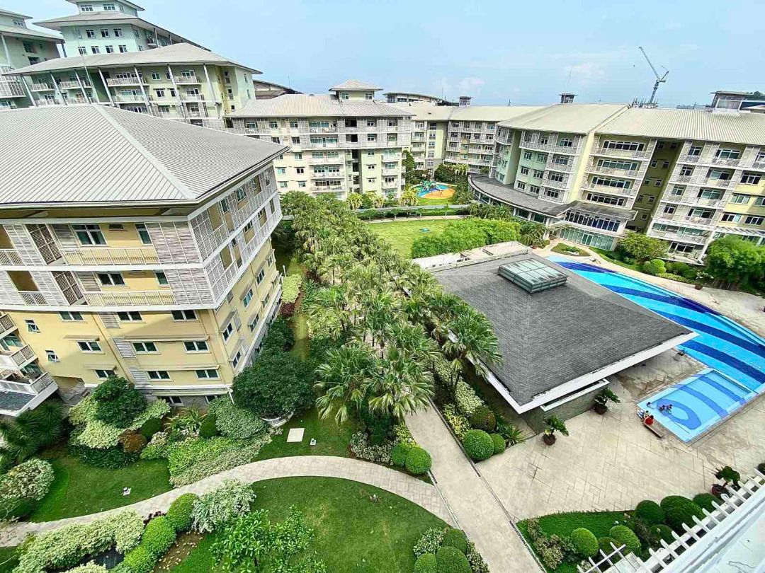 One Serendra Palm Tower Special 2 Bedroom Unit in Bonifacio Global City ...