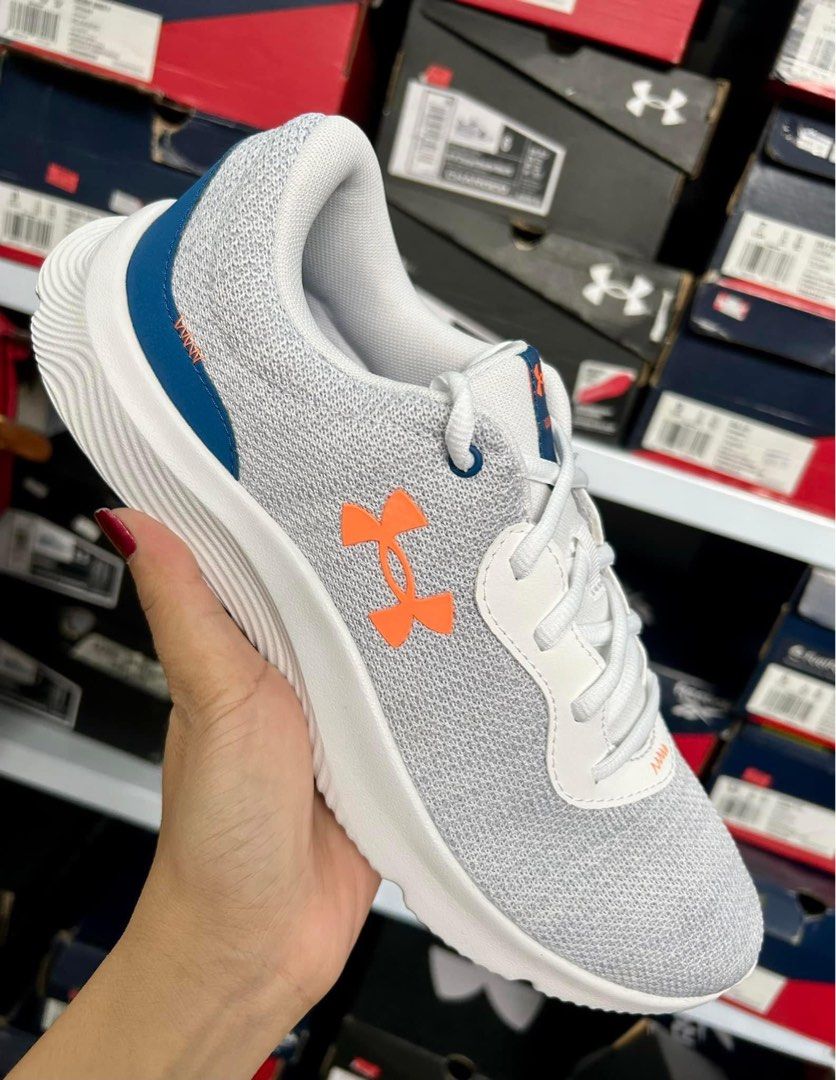 Under armour ua mojo on sale