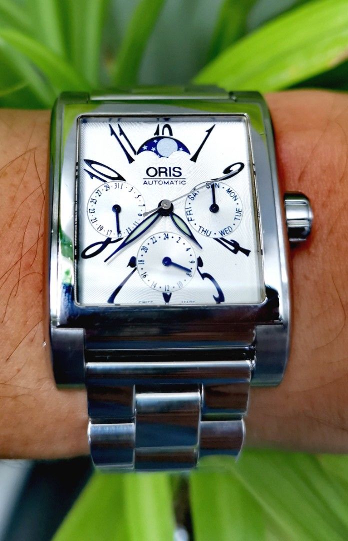Oris Rectangular Moonphase Complication 34MM Automatic GMT Rare 💯%Authentic (Category: Luxury Watches) located in Mandaluyong City. Submitted by nwatch.ph (Listing ID 1319889784, Image 3). Description: Very Good Condition Size 34MM X 45MM 9/10 Rating Moonphase Complication Automatic GMT Dual Time Sapphire Crystal Watch Only & Authenticity Card Swiss Made 💯%Authentic or Money Back Thanks Admin🙏🙏🙏❤️❤️❤️.