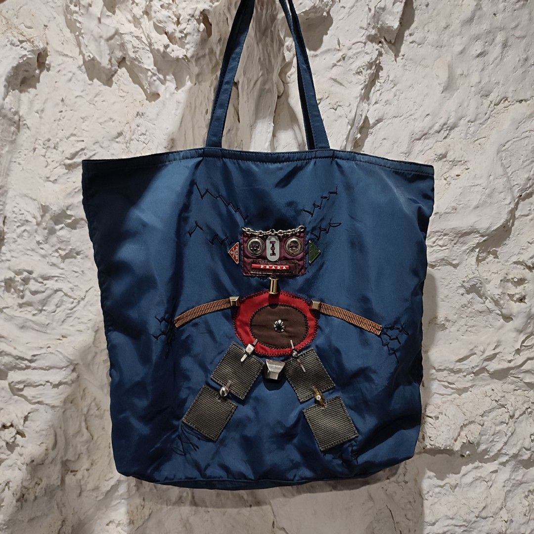 Prada Robot Tote (Category: Luxury Bags & Wallets) located in Taytay. Submitted by highendmnl (Listing ID 1320022928, Image 1). Description: Orig prada robot tote pm.