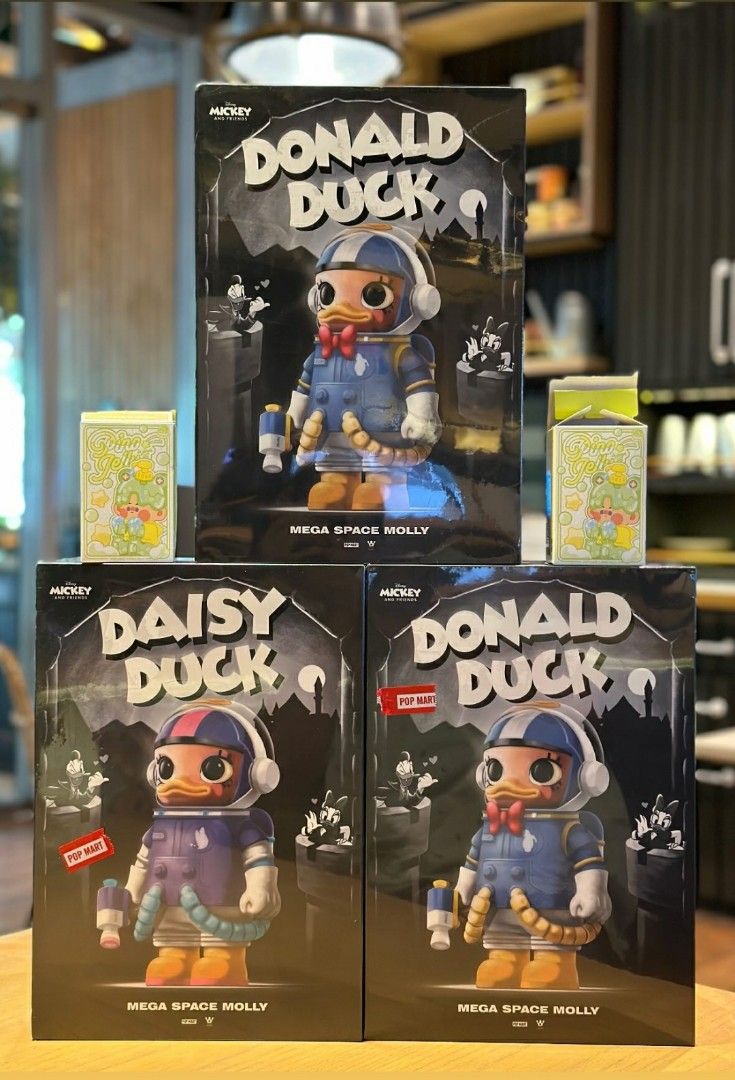 POP MART ドナルド デイジー SPACE MOLLY 100% 未開封 POP