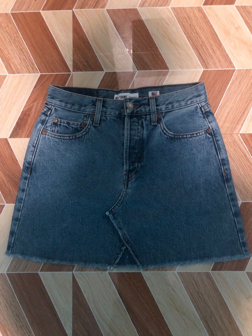 Re/done Denim Skirt (Category: Skirts) located in Makati City. Submitted by liamalex (Listing ID 1319973051, Image 1). Description: .