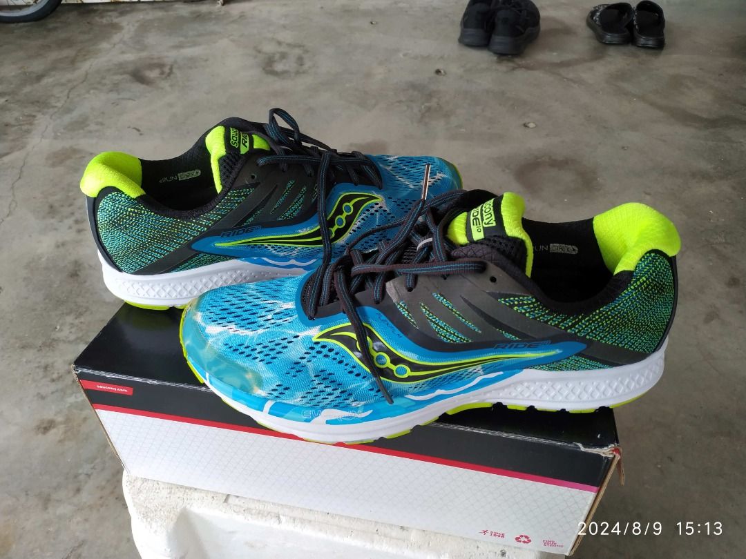 Saucony RIde 10 running shoes