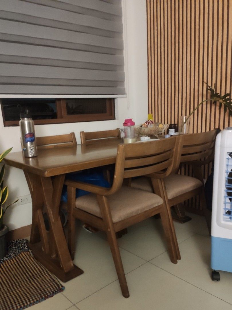 Rush Sale Selling low! Mandaue Dining set (Category: Tables & Sets) located in Quezon City. Submitted by d_dypreloved (Listing ID 1320059383, Image 2). Description: Mandaue Foam dining set - 4 chairs 160cm length Rush Sale- slightly negotiable.