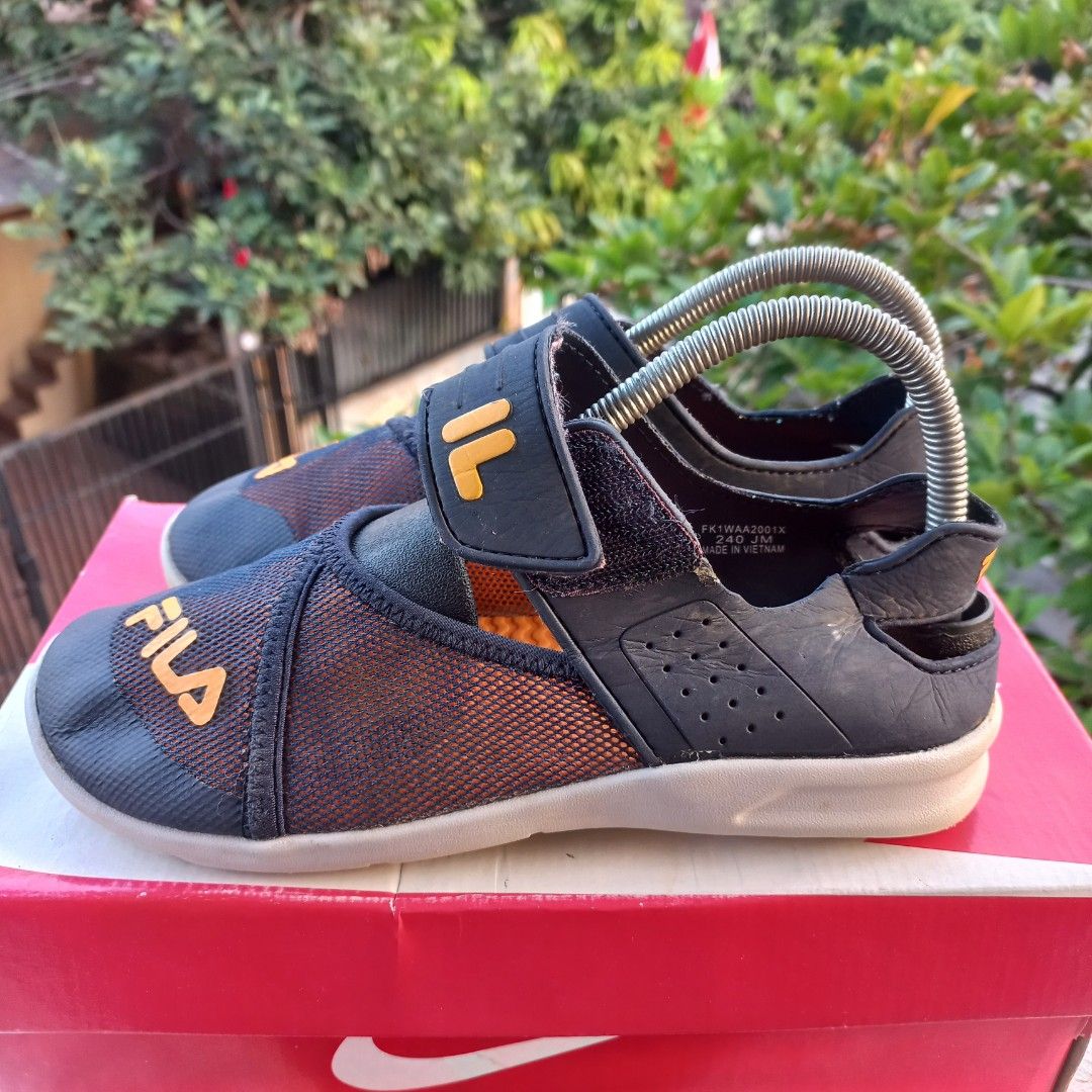 Fila sepatu sandal discount