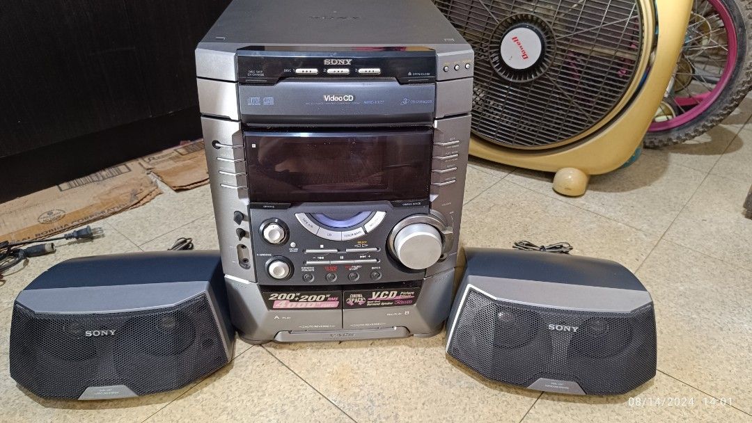 Sony Mini Hi-Fi Component System MHC-VX77 (defective) (Category: Soundbars, Speakers & Amplifiers) located in Pasig City. Submitted by richard.dg (Listing ID 1319970641, Image 1). Description: Needs repair As is, where is - tumutunog pa naman via Aux-in, medyo may static lang (di ko alam baka sa wires lang) - cd/casette deck not working - minsan hindi kumakagat yung mga buttons and knobs.