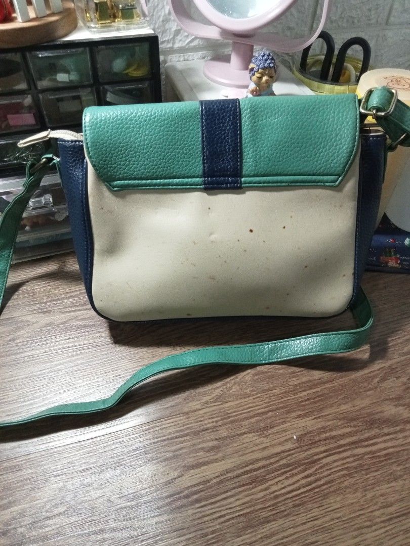 Sling bag sophie martin 2025