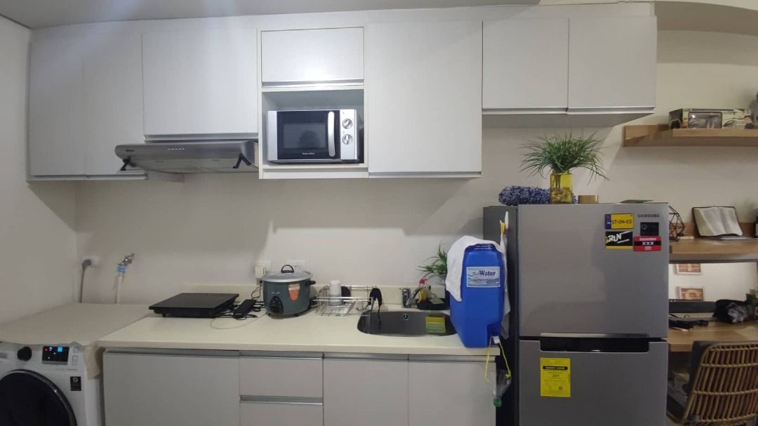 Studio Unit Condominium for rent in Pasig City (Category: Apartments & Condos) located in Taytay. Submitted by thepottershandrealty (Listing ID 1319913028, Image 3). Description: STUDIO UNIT CONDOMINIUM FOR RENT IN TWIN OAKS Location: Mandaluyong City ---------- Studio Unit Fully Furnished Floor Area: 32sqm Rental fee: 25K per month plus monthly dues ------------ *If you want to know the fair market value of your property, we do appraisal service