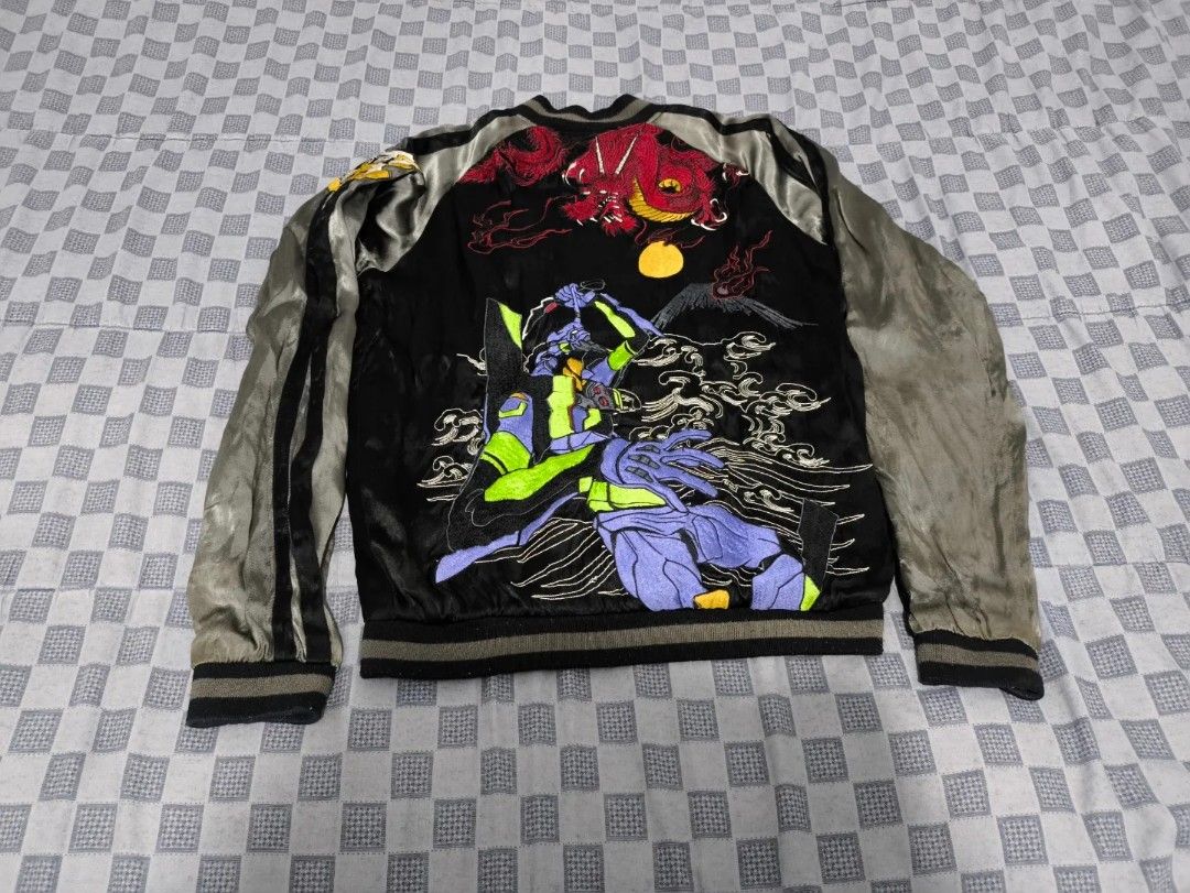Sukajan evangelion Fesyen Pria Pakaian Atasan di Carousell