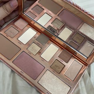 (Category: ) located in . Submitted by ainazman (Listing ID 1319985501, Image 1). Description: .