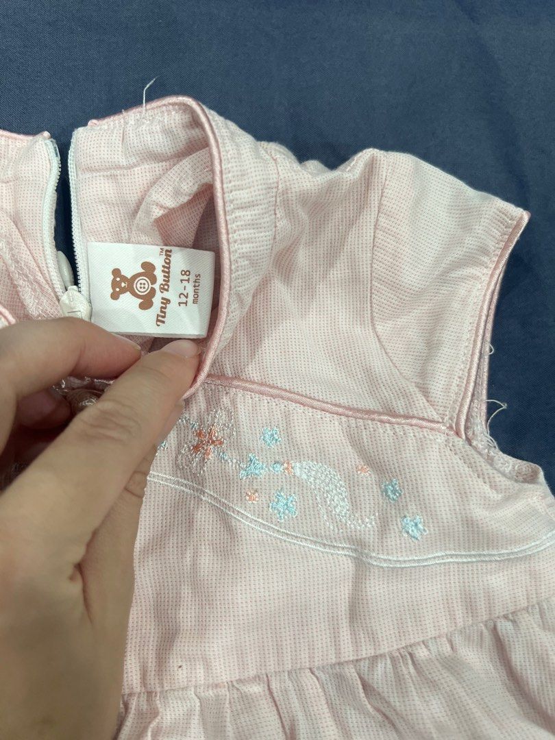 Tiny button dress (Category: Babies & Kids Fashion) located in Kajang. Submitted by ZaydanRiri (Listing ID 1319910286, Image 3). Description: Size 12-18 months Good condition. No defect Price excluding postage.
