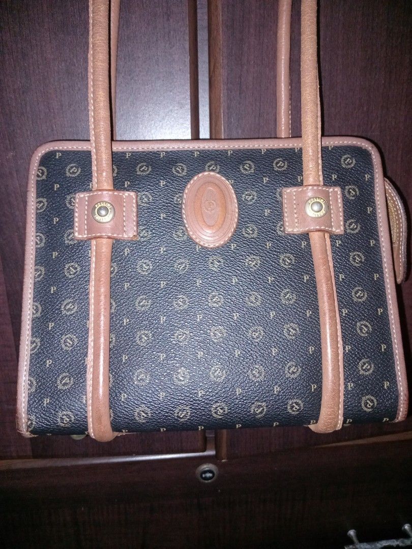 Vintage Authentic Pollini monogram leather bag (Category: Luxury Bags & Wallets) located in Batangas. Submitted by girlmeetspurple (Listing ID 1319890586, Image 2). Description: vintage piece of Pollini an Italian brand sister conpany of Moschino.