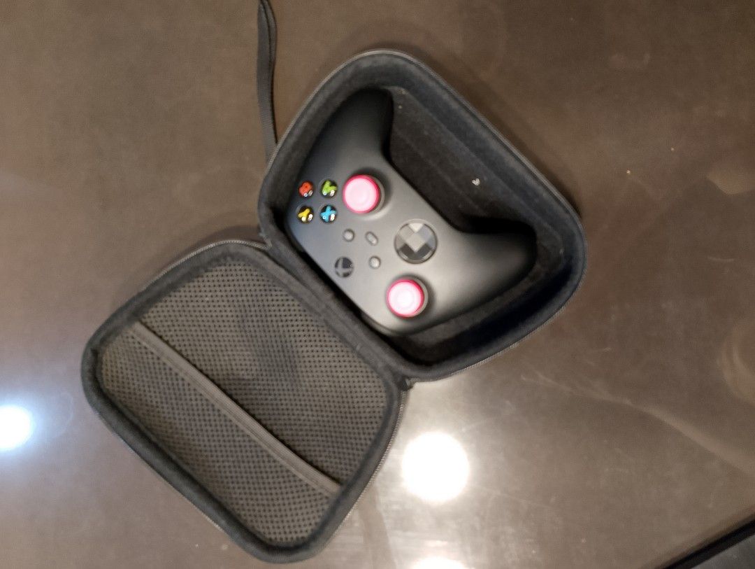 Xbox X/S Controller (+ other accessories) (Category: Controllers) located in Batangas. Submitted by ica.sakata (Listing ID 1319909454, Image 2). Description: Xbox X/S Series Controller (Black) + Thumb Grip + Wireless Adapter + Type C cord (10ft) + Skull & Co. Stand + Skull & Co. Casing Price is slightly negotiable..