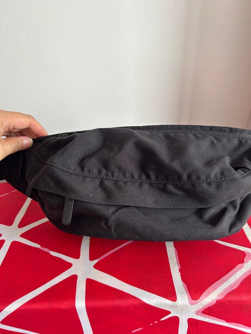 Zalora Belt Bag Men s Fashion Bags Belt bags Clutches and Pouches on Carousell