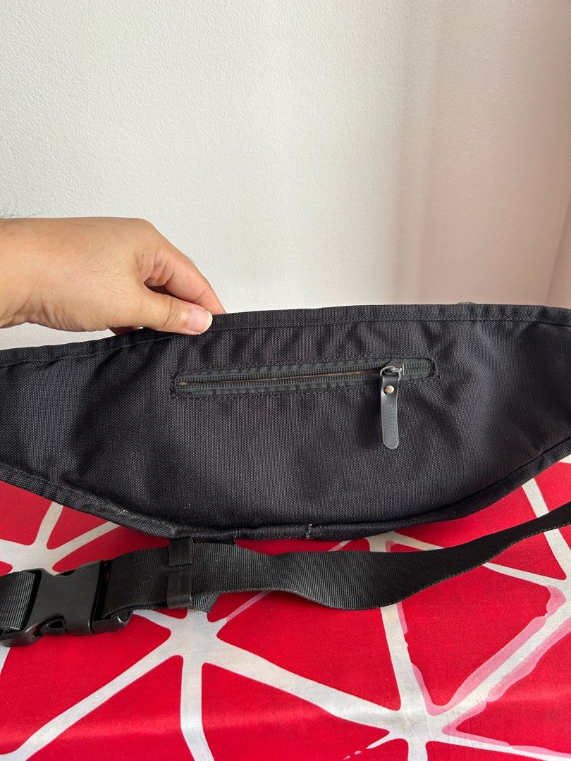 Zalora Belt Bag Men s Fashion Bags Belt bags Clutches and Pouches on Carousell