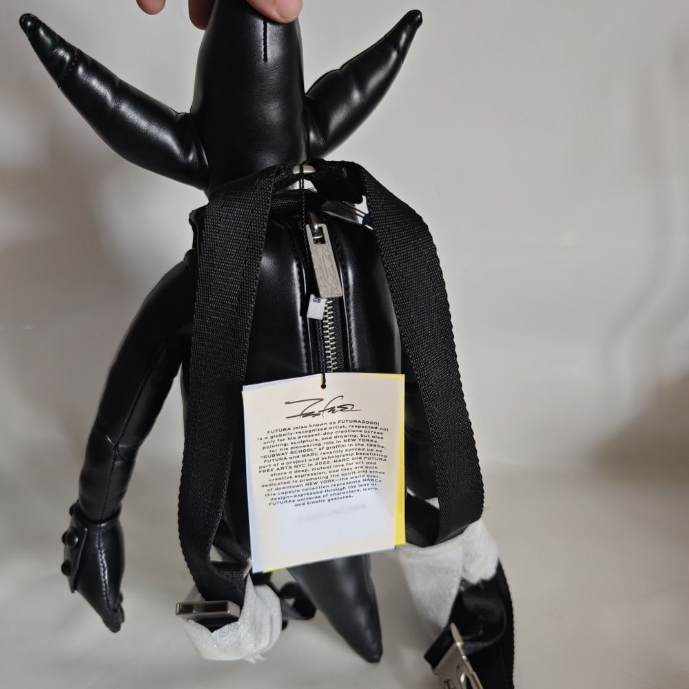 限定品 Marc Jacobs x Futura POINTMAN FIGURE