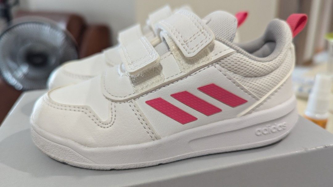 Adidas 7k sneakers outlet