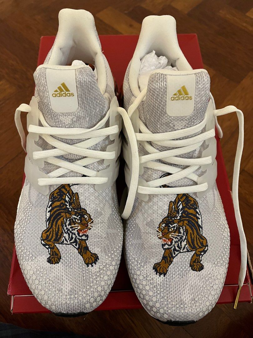 adidas ultraboost tiger