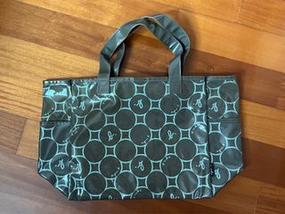 （分類：）位於 。 由 de_lux2021 提交（商品編號 1320077636，圖片 1）。簡介： 。