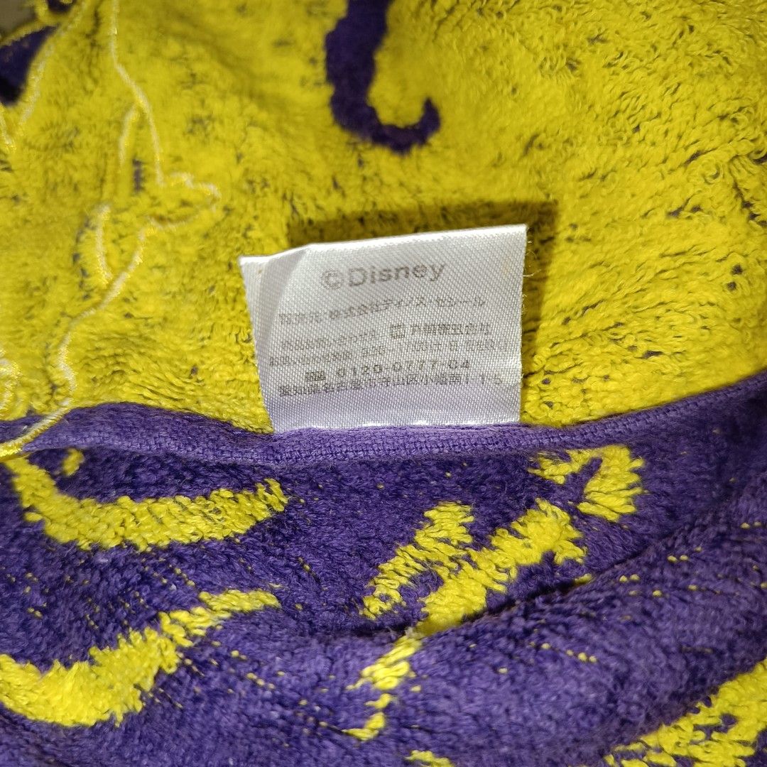 ALADDIN FACE TOWEL (Category: Towels, Napkins & Holders) located in Cagayan de Oro. Submitted by mmmdshop (Listing ID 1320163159, Image 2). Description: Large face towel 14x14 from Japan slightly used to good as new. JAPAN SOURCE. CHECKOUT OUR FB PAGE "HOUSE OF SCARVES COLLECTION"..