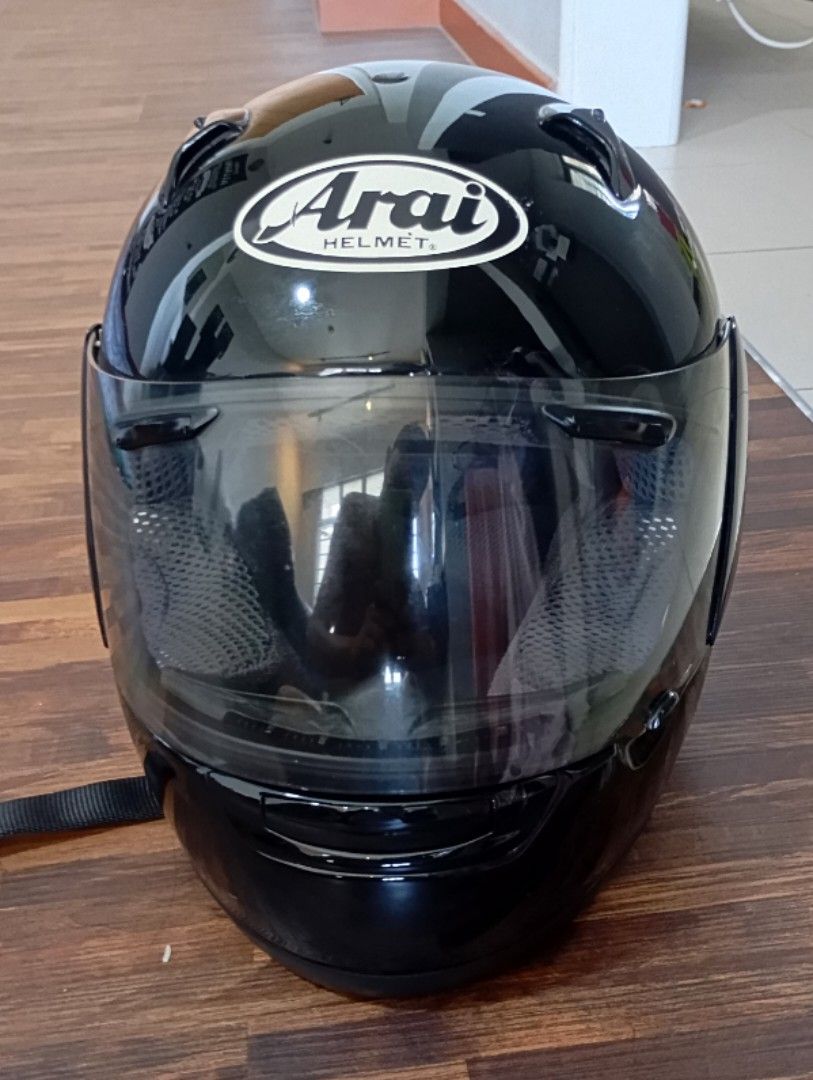 ARAI Helmet ARAI ASTRO TR (Category: Motorcycle Apparel) located in Singapore. Submitted by 1onesellitzz (Listing ID 1320095531, Image 1). Description: ARAI ASTRO TR ARAI SNELL FULLface size 55.56cm condition 4/10 need to do some services -rubber lining 💯 authentic 💯 original 💯 Japan NO LOWBALLER.