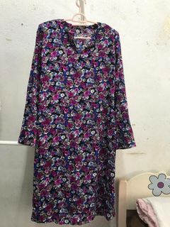 (Category: ) located in . Submitted by arnie_wardrobe (Listing ID 1320212536, Image 1). Description: .