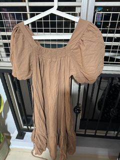(Category: ) located in . Submitted by beauteboxeboutique (Listing ID 1320186719, Image 1). Description: .