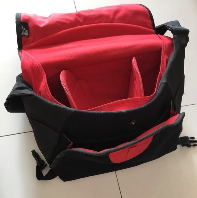 Crumpler 7 Million Dollar Home Camera Bag Photography Photography Accessories Camera Bags Carriers on Carousell