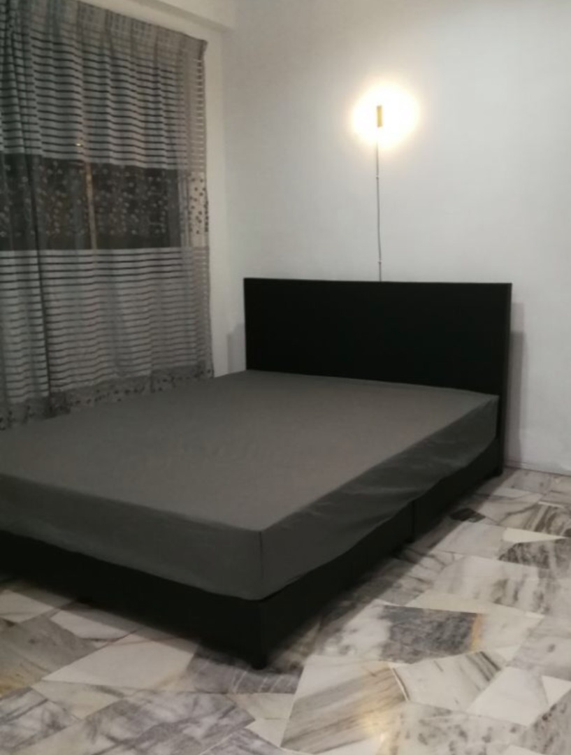 Divan Bed PVC Bed Katil Queen, Furniture & Home Living, Furniture, Bed ...