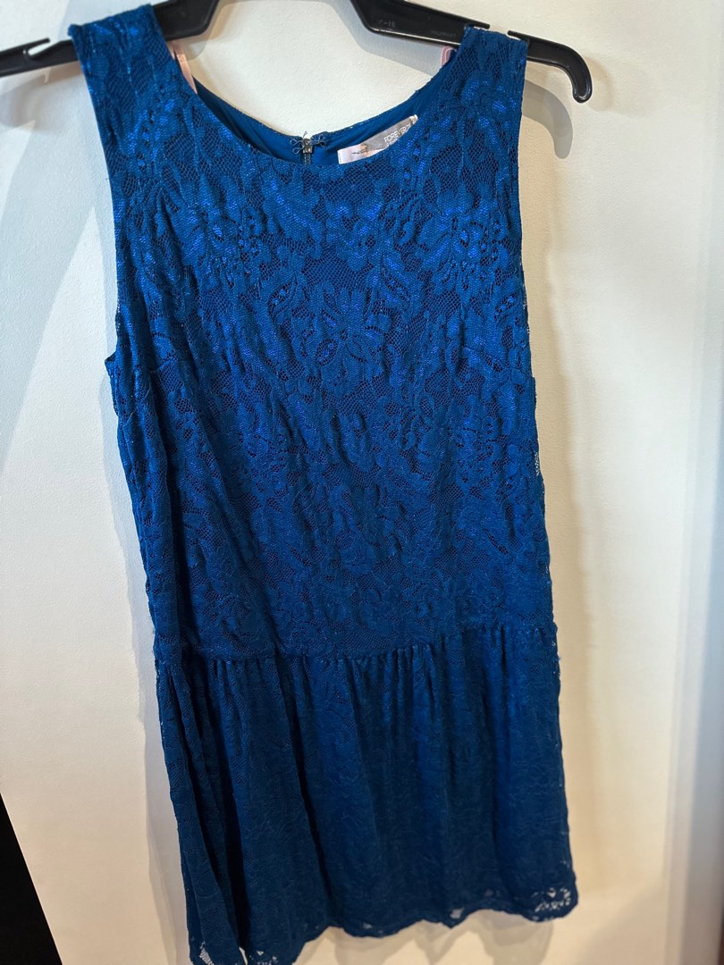 knee length dresses for ladies PRINTED RUFFLED LACE MAXI DRESS main image 0