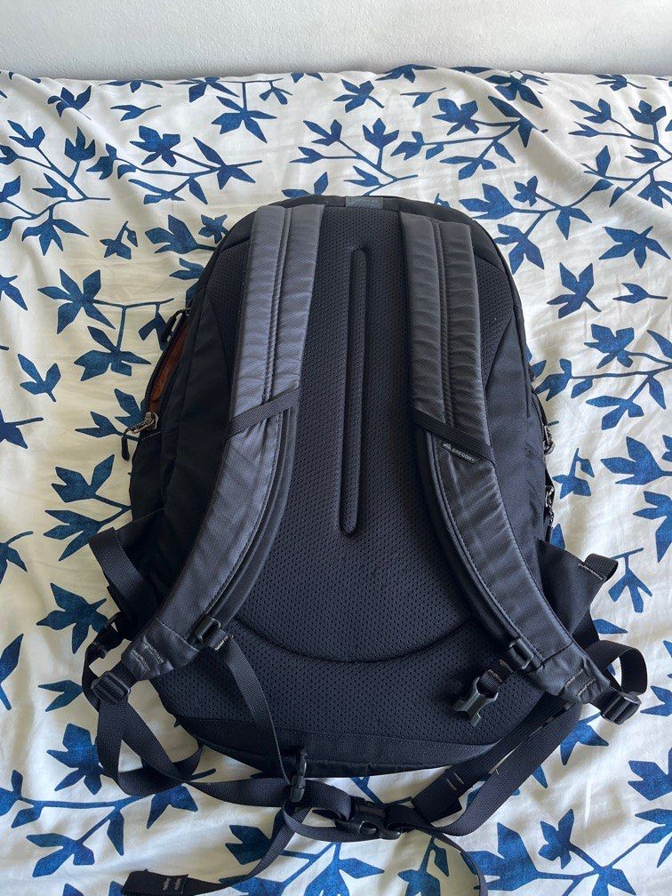 GREGORY Backpack Sketch 22 22L Men s Fashion Bags Backpacks on Carousell