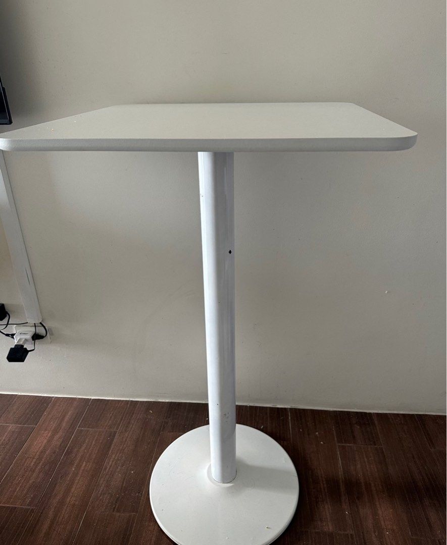 High table and chair (Category: Tables & Sets) located in Manila. Submitted by kingnolreyel (Listing ID 1320150661, Image 2). Description: Rfs Change furnitures .
