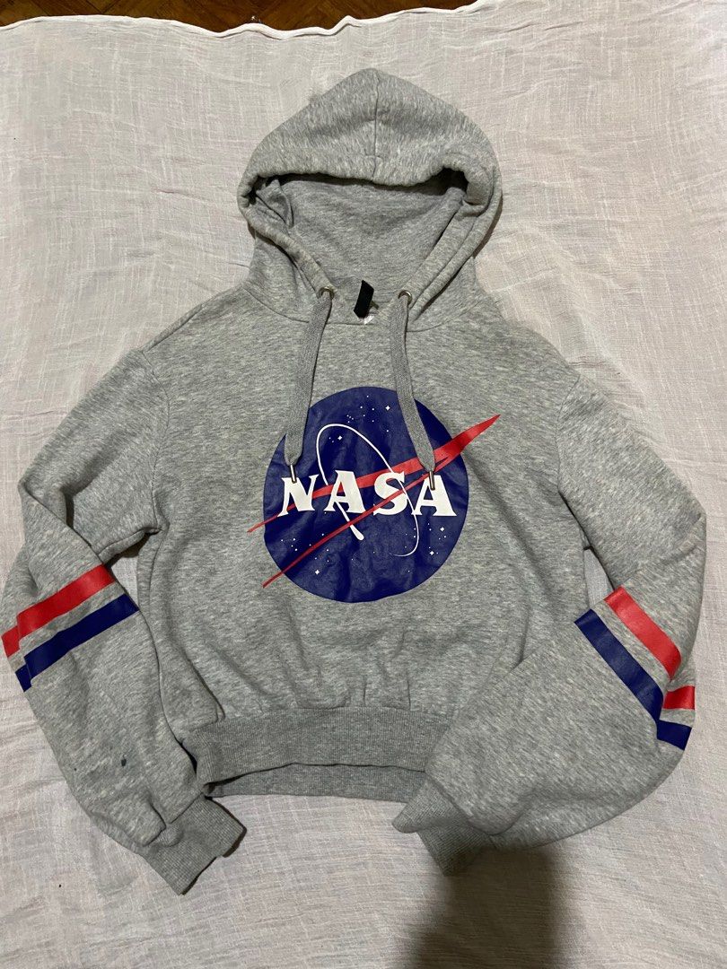 Nasa hoodie h&m sa clearance